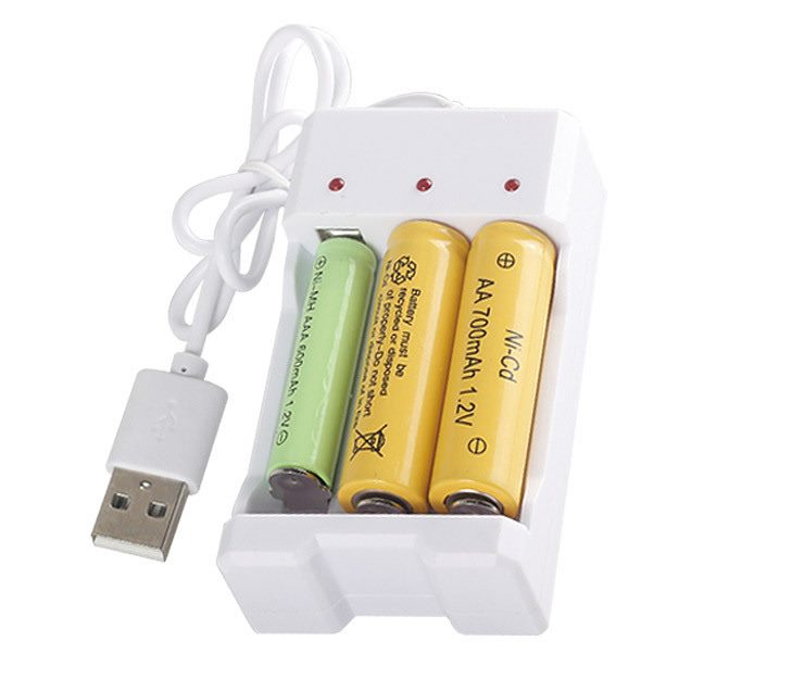 3 Slots USB Battery Charger AA or AAA