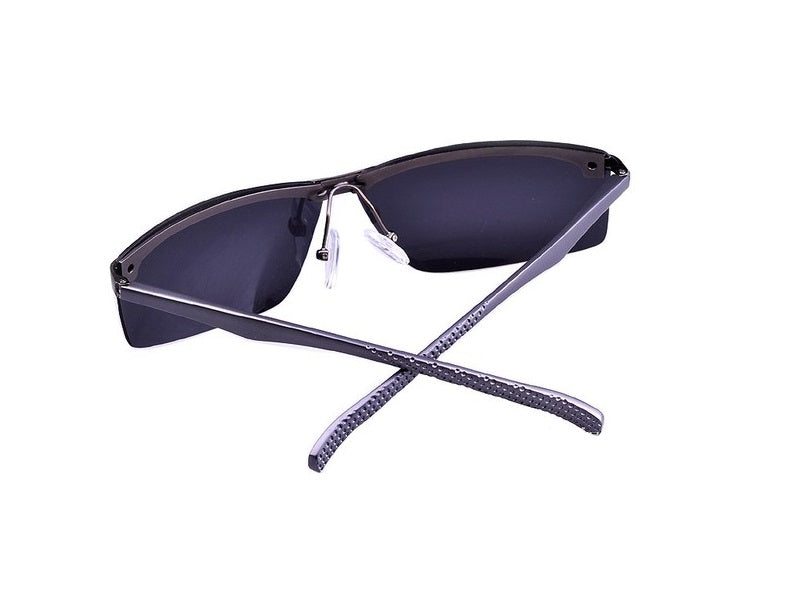 Grey-Black HD Polarized Lens Sunglasses Anti-Reflective Hydrophobic