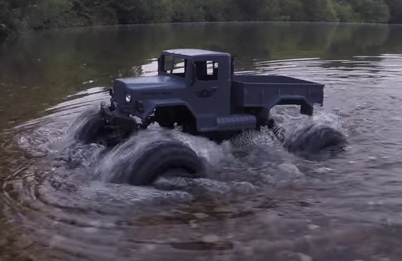 4WD Amphibious Fun Kids Waterproof RC Truck 1:12 2.4G