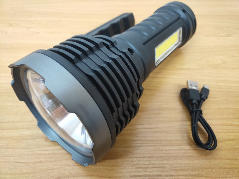 SL02 USB Rechargeable Brightness Long-rang LED Flashlight